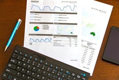 Análisis de datos para decisiones estratégicas en el mundo digital
